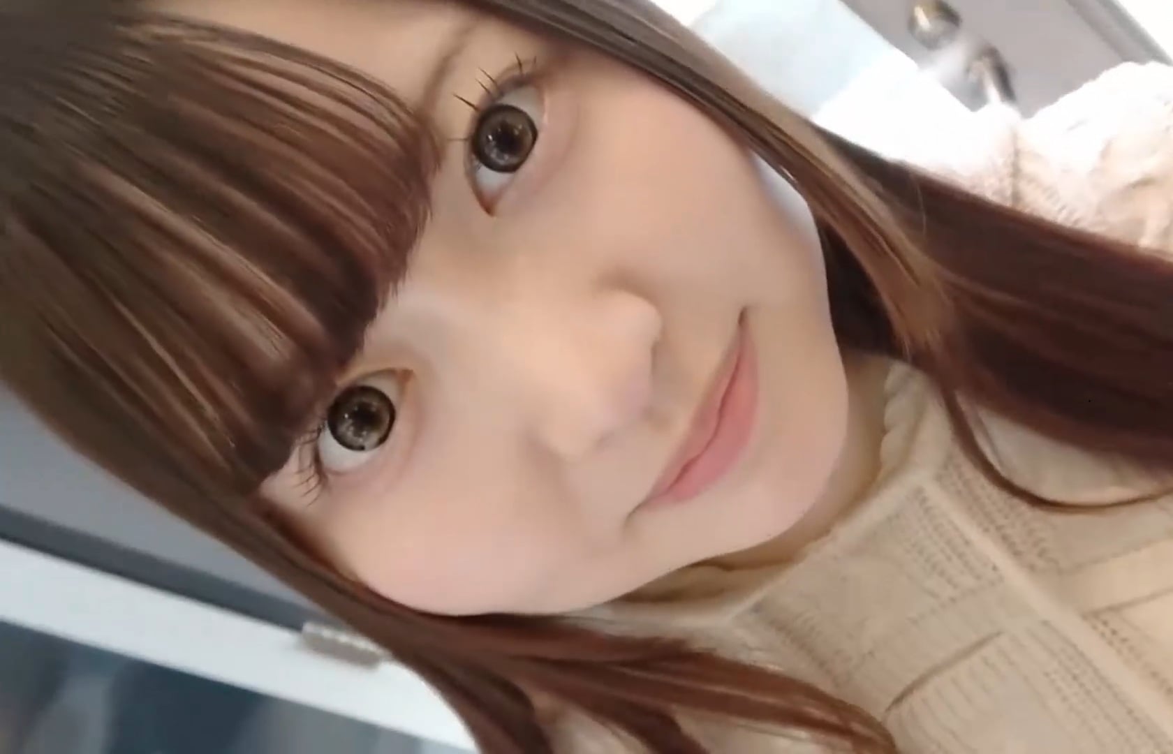 18才なんとか頼みこんでホテルへ誘導、まんまとひっかかってえ？え？といいつつエッチ撮影！